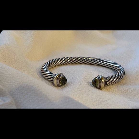 Authentic David Yurman Peridot Cable Cuff, 7mm - Picture 4 of 10